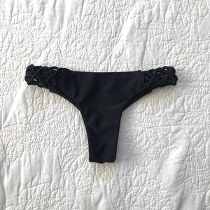 MIKOH Pali Bikini Bottom in Night size Small
